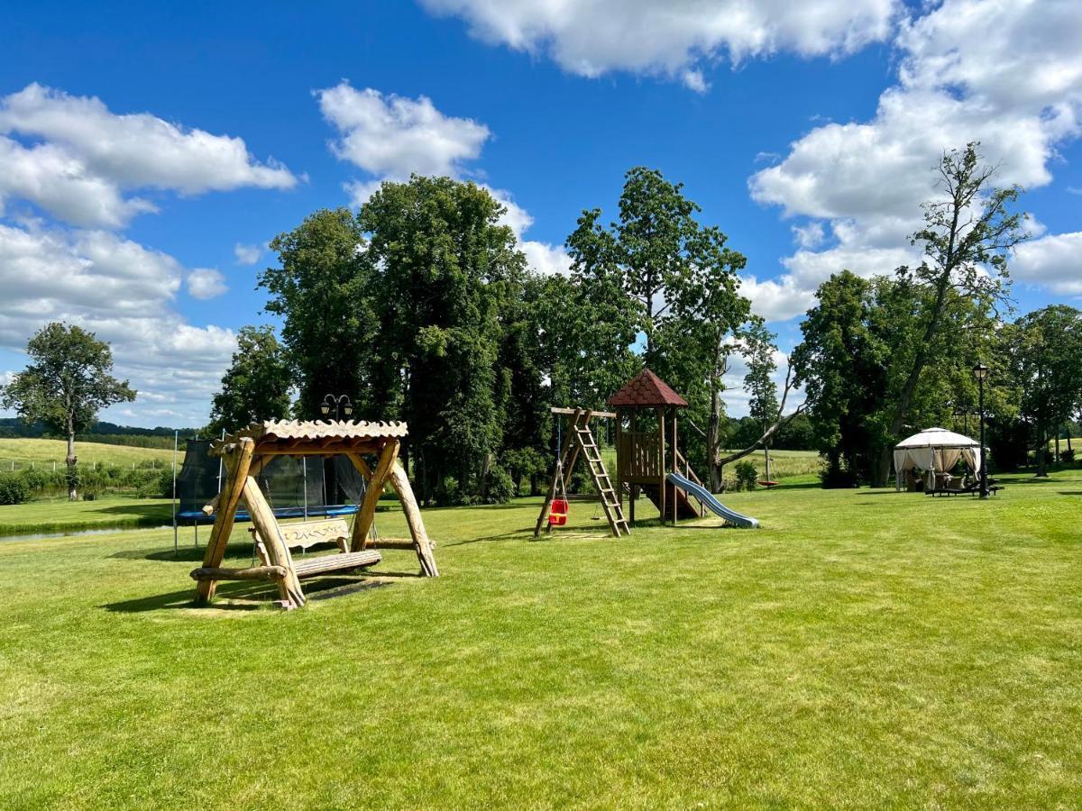 Pakevio Dvaras - Pakevis Manor Kelme Exteriér fotografie